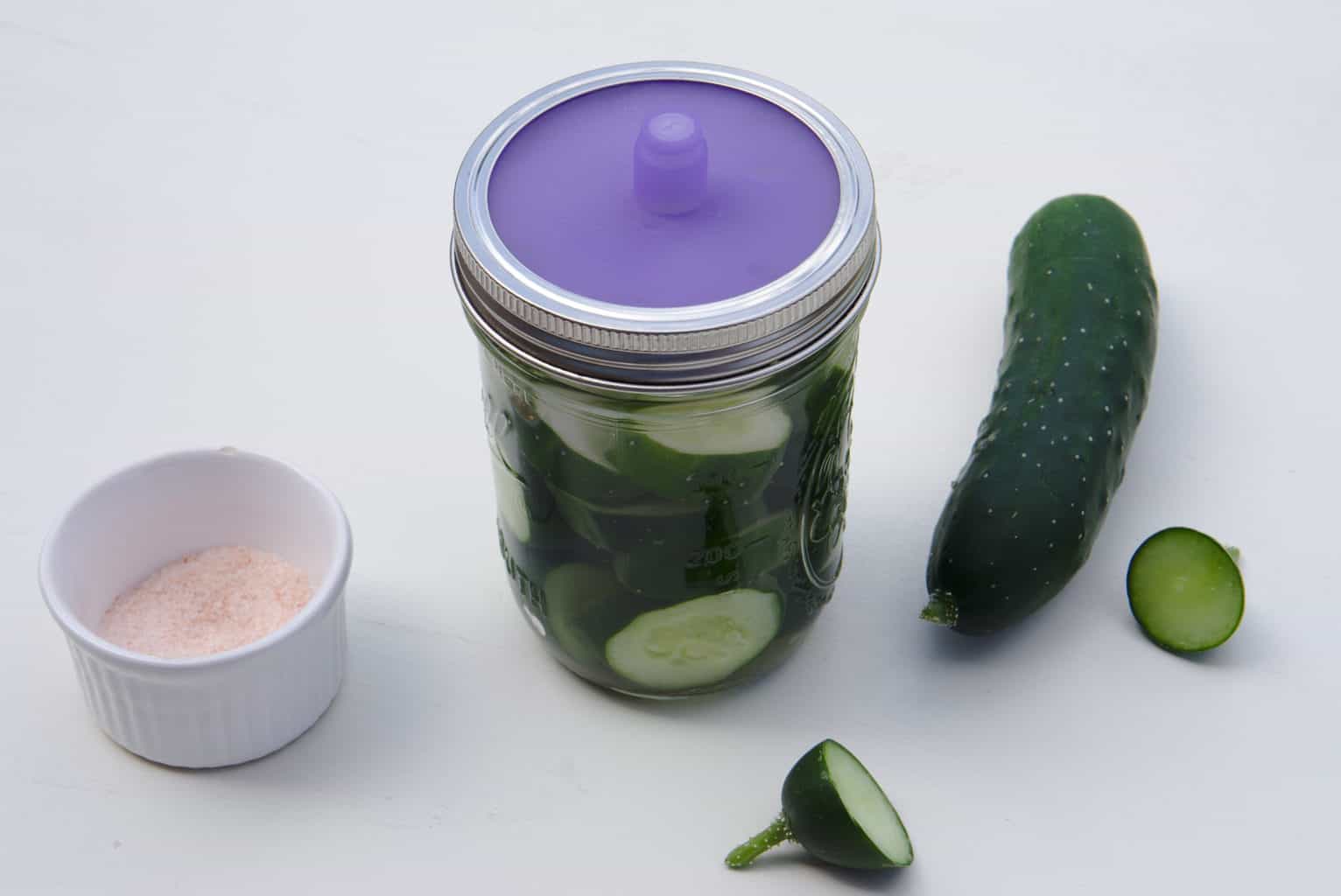 Easy homemade fermented pickles