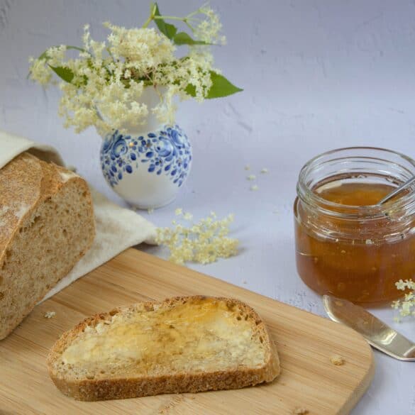 Easy Elderflower Jelly Recipe